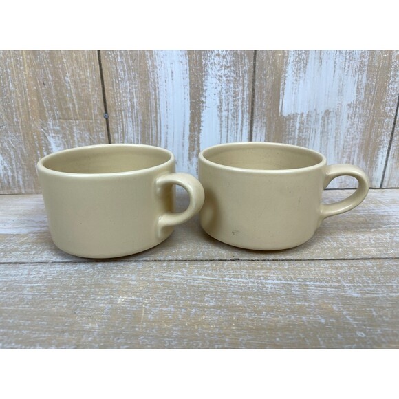 Set of 2 Vintage WEDGWOOD STONEWEAVE Rattan Yellow Matte Mugs Cups JAPAN 1996 - Picture 1 of 8